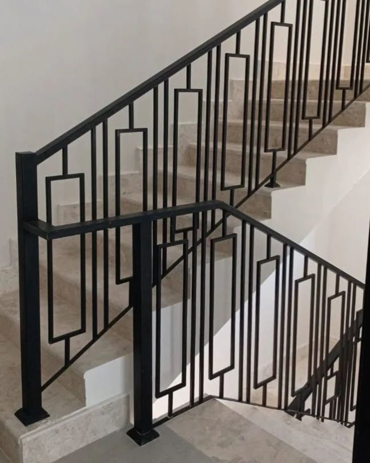 حداد مظلات وسواتر الرياض الصناعية القديمة